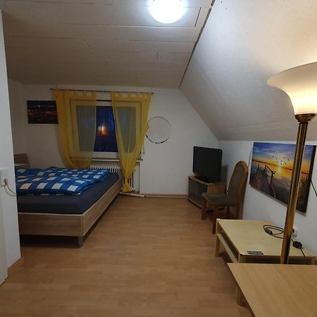 Geraumiges Ferienhaus Bad Salzuflen: Spacious 4-Bedroom Retreat for Business & Families Exterior photo